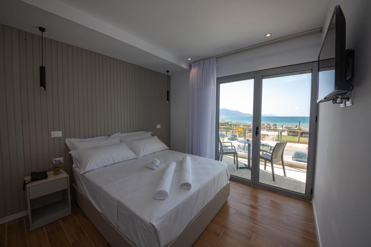 Hesperus Hotel Vlorë エクステリア 写真