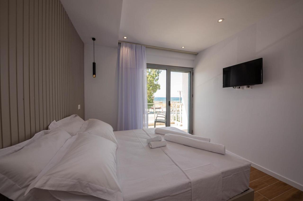 Hesperus Hotel Vlorë エクステリア 写真