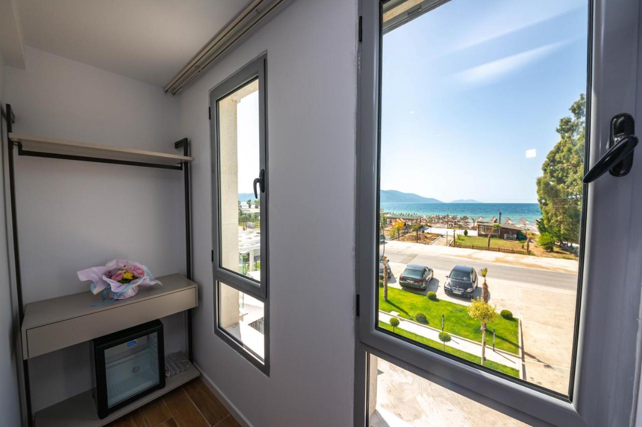 Hesperus Hotel Vlorë エクステリア 写真