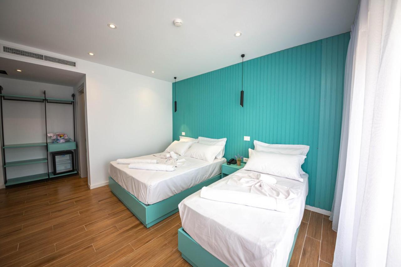 Hesperus Hotel Vlorë エクステリア 写真