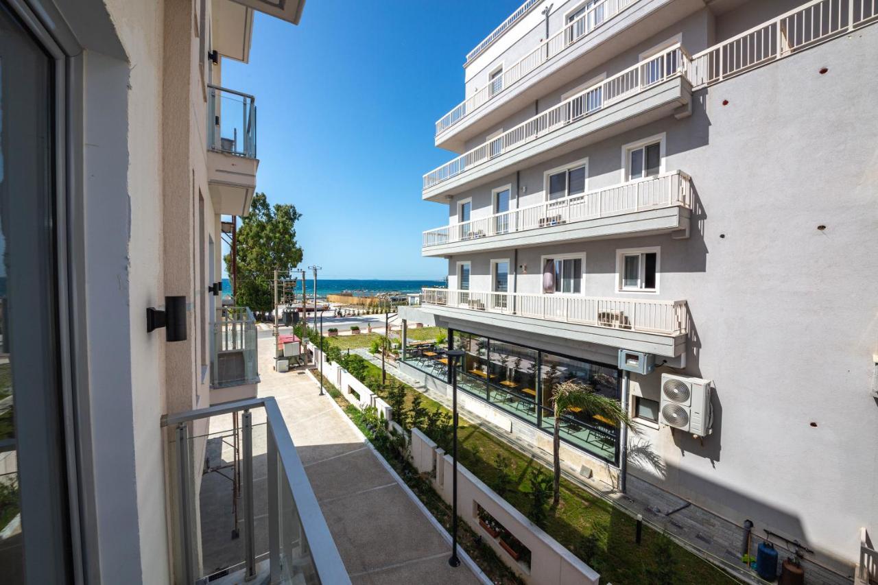 Hesperus Hotel Vlorë エクステリア 写真