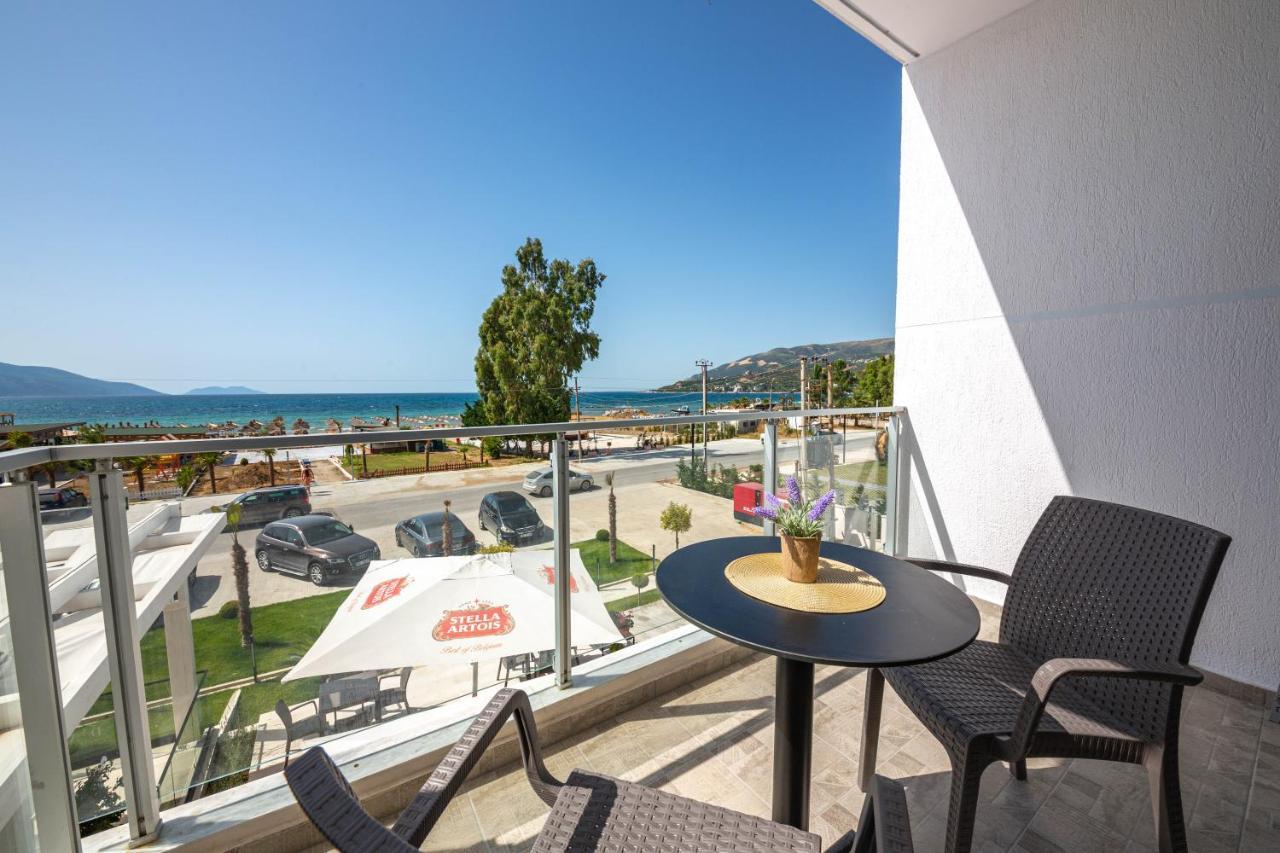 Hesperus Hotel Vlorë エクステリア 写真