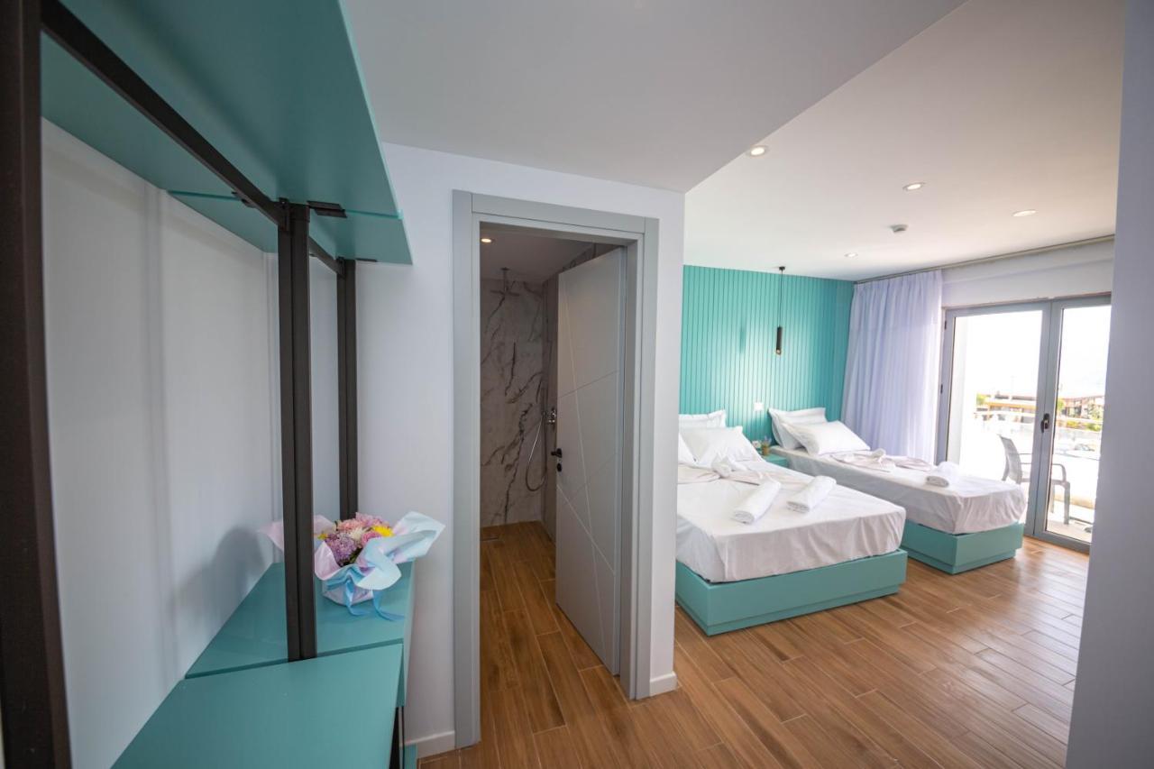 Hesperus Hotel Vlorë エクステリア 写真